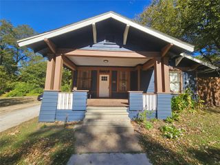 202 W Washington Street, Paris, TX 75460
