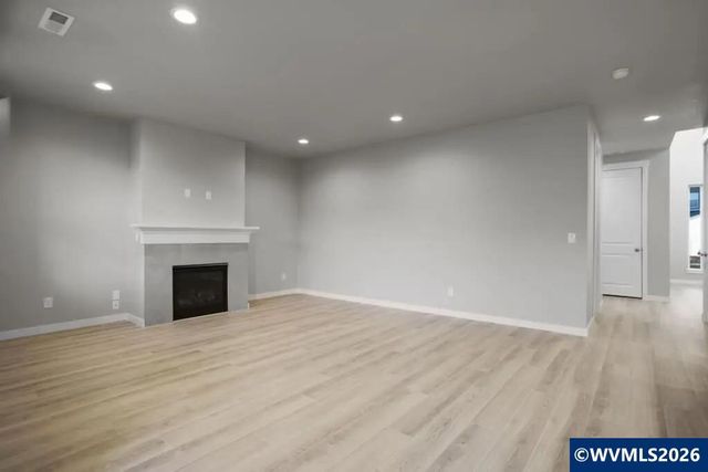 5776 Landon St SE, Salem, OR 97306