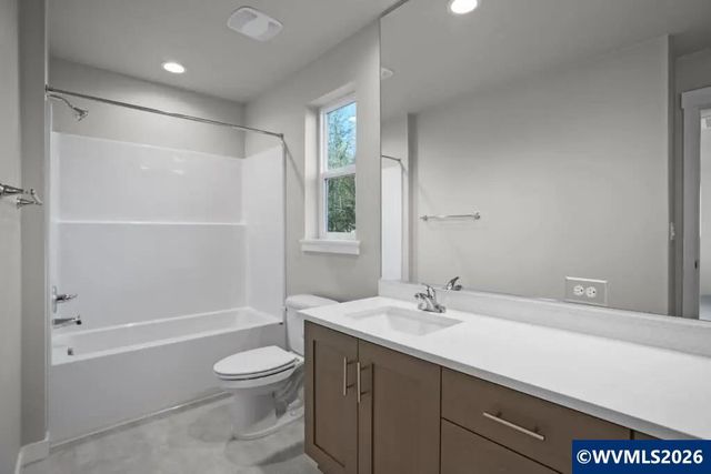 5776 Landon St SE, Salem, OR 97306