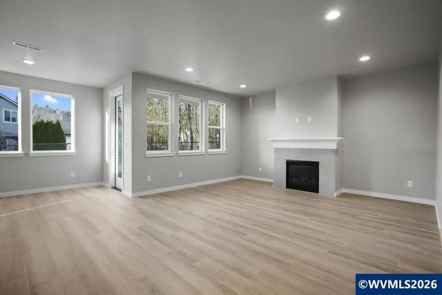 5776 Landon St SE, Salem, OR 97306