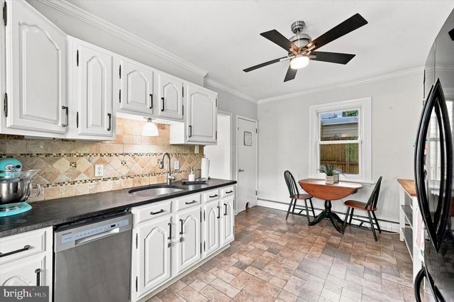 574 MILL RD, Havertown, PA 19083