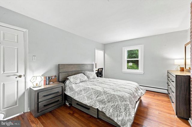 574 MILL RD, Havertown, PA 19083