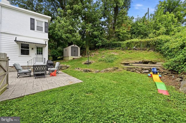 574 MILL RD, Havertown, PA 19083