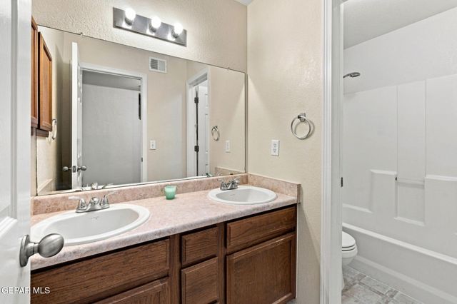 11720 Autumn Wheat Drive, El Paso, TX 79934