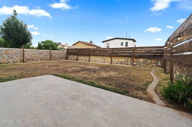 11720 Autumn Wheat Drive, El Paso, TX 79934