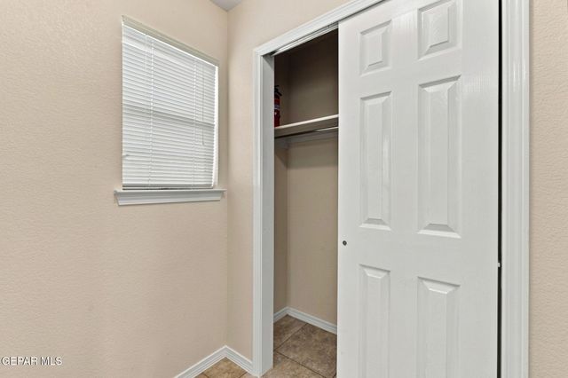 11720 Autumn Wheat Drive, El Paso, TX 79934