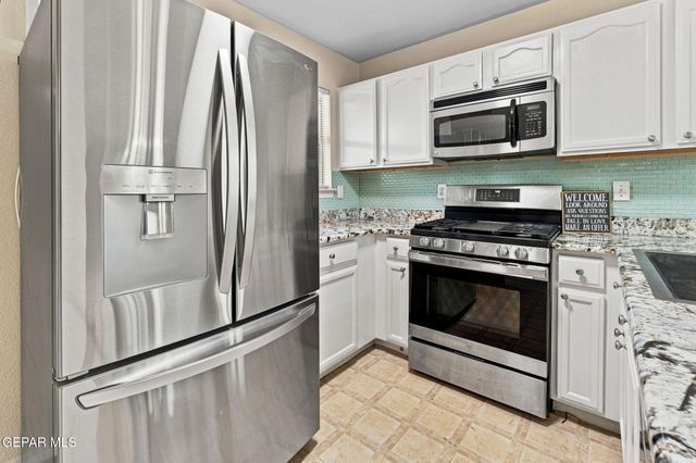 11720 Autumn Wheat Drive, El Paso, TX 79934