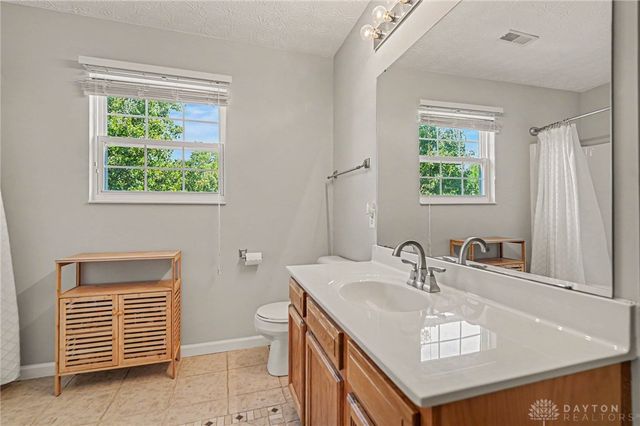 873 Greengate Drive, Lebanon, OH 45036