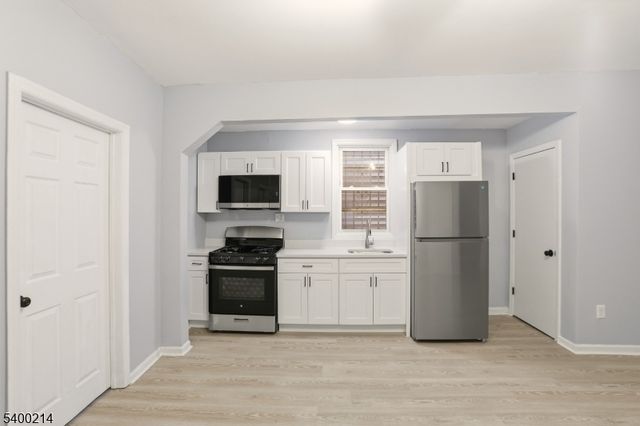 790 S 14Th St, Newark City, NJ 07108