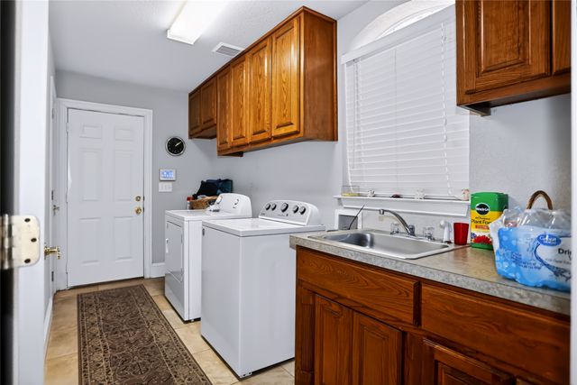 170 Park Place Circle, Cresson, TX 76035