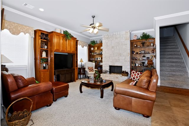170 Park Place Circle, Cresson, TX 76035