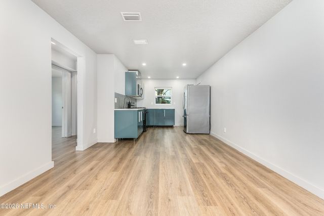 231 E 16TH Street 1, Jacksonville, FL 32206