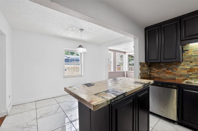 775 28TH AVENUE S, St Petersburg, FL 33705