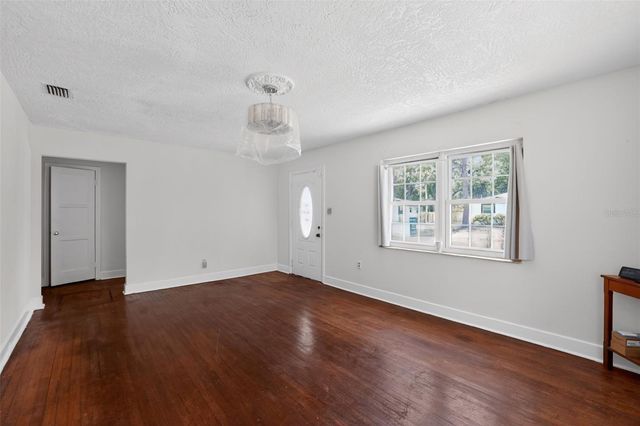 775 28TH AVENUE S, St Petersburg, FL 33705