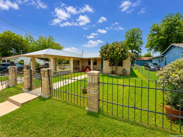 402 Chipinque, San Antonio, TX 78237