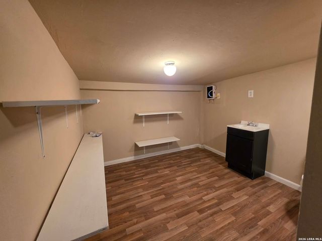 402 Chipinque, San Antonio, TX 78237