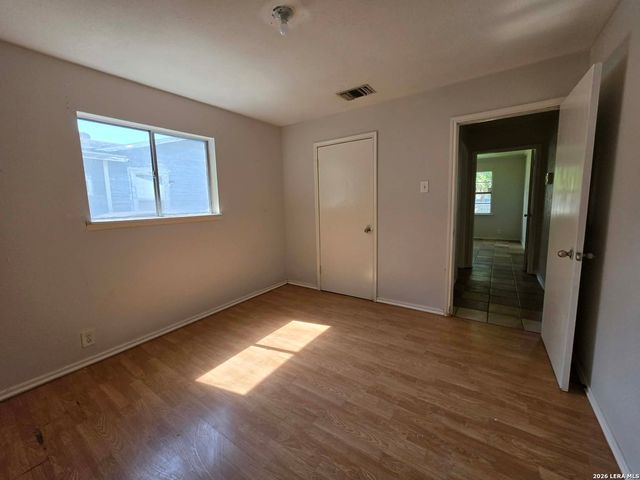 402 Chipinque, San Antonio, TX 78237
