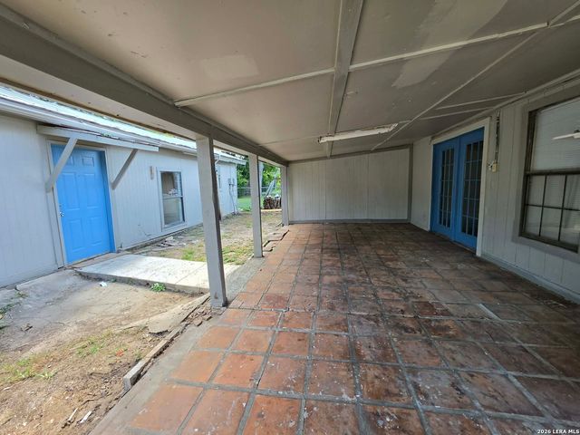 402 Chipinque, San Antonio, TX 78237
