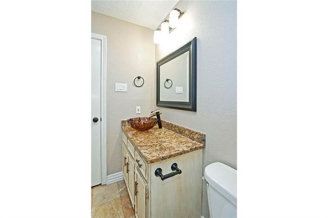 2509 Country Valley Road, Garland, TX 75041