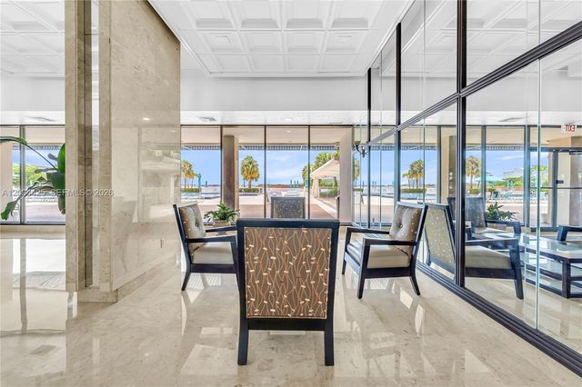300 Bayview Dr 214, Sunny Isles Beach, FL 33160