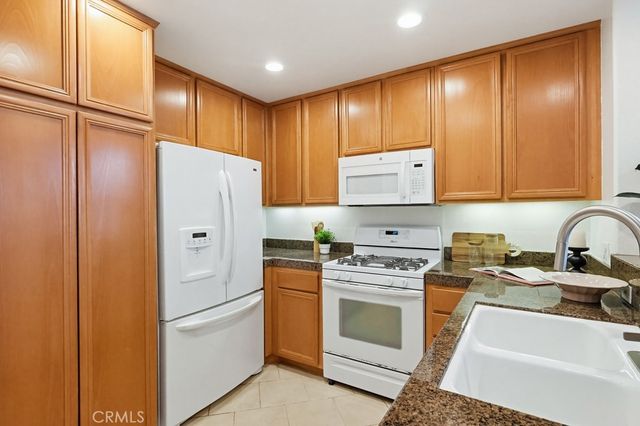 13075 Pacific Promenade Place 115, Playa Vista, CA 90094