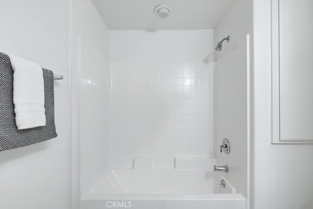 13075 Pacific Promenade Place 115, Playa Vista, CA 90094