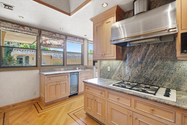 1774 Dry Creek Road, San Jose, CA 95124