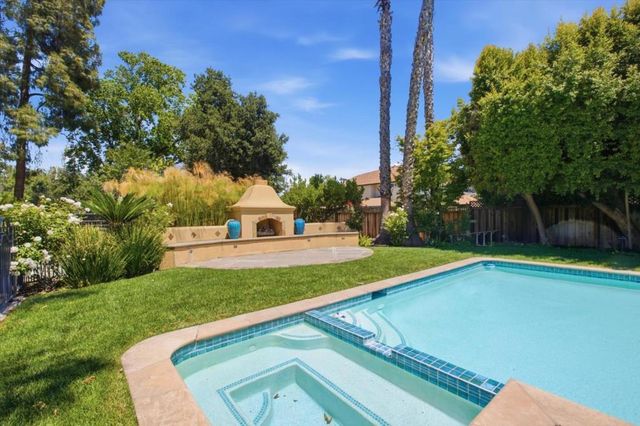 1774 Dry Creek Road, San Jose, CA 95124
