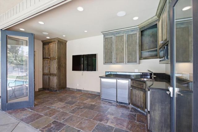 1774 Dry Creek Road, San Jose, CA 95124
