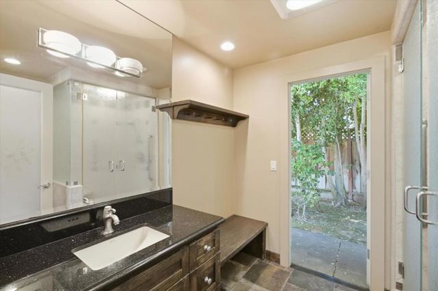 1774 Dry Creek Road, San Jose, CA 95124
