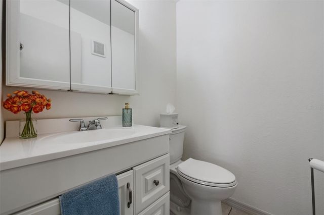 5521 80TH STREET N 205, St Petersburg, FL 33709