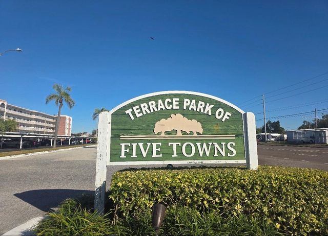 5521 80TH STREET N 205, St Petersburg, FL 33709