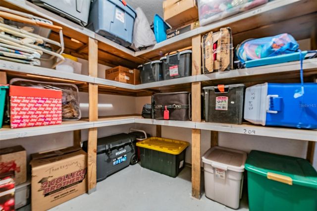 5521 80TH STREET N 205, St Petersburg, FL 33709