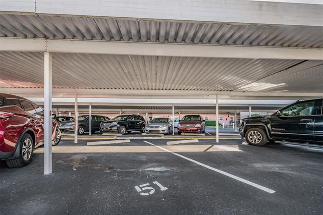 5521 80TH STREET N 205, St Petersburg, FL 33709