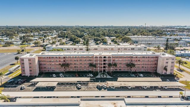 5521 80TH STREET N 205, St Petersburg, FL 33709