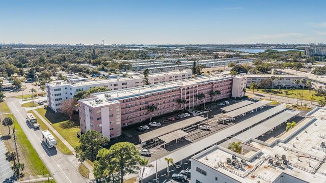 5521 80TH STREET N 205, St Petersburg, FL 33709