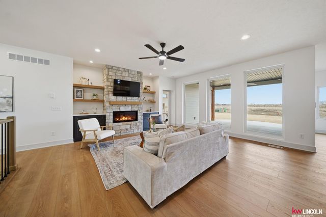9456 S 87th St Street, Lincoln, NE 68526