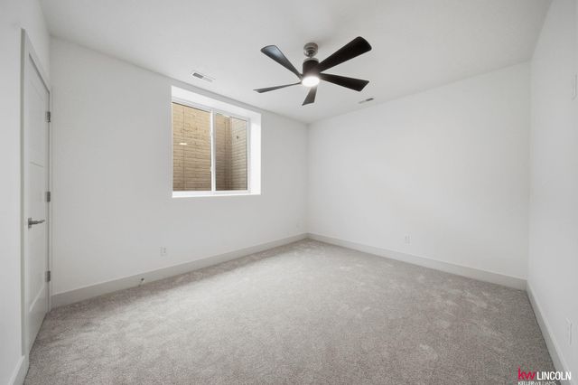 9456 S 87th St Street, Lincoln, NE 68526