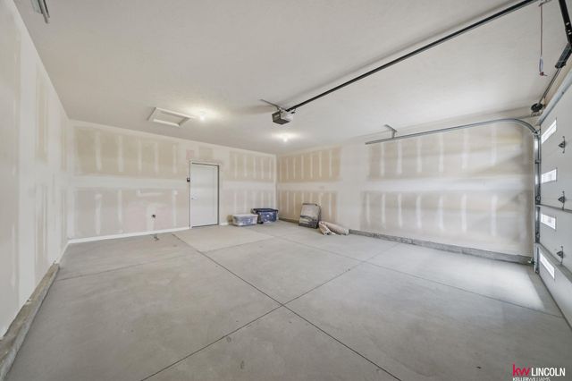 9456 S 87th St Street, Lincoln, NE 68526