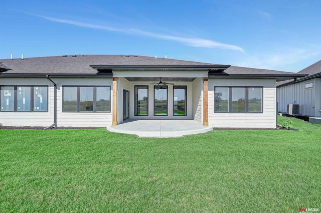 9456 S 87th St Street, Lincoln, NE 68526