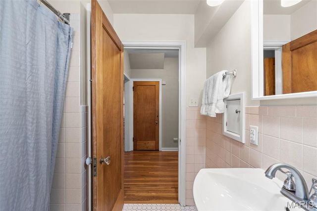 3662 Wilmington Avenue, St Louis, MO 63116