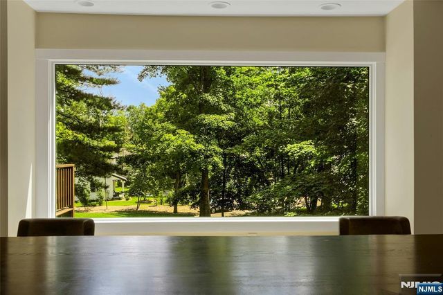 45 Parker Place, Upper Saddle River, NJ 07458