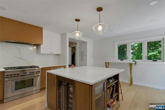 45 Parker Place, Upper Saddle River, NJ 07458