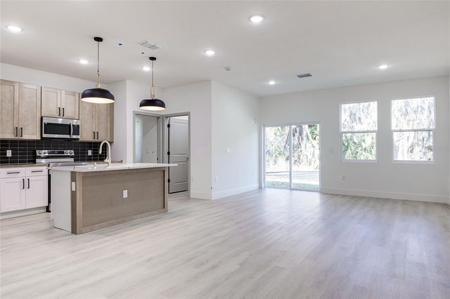 127 HIBISCUS LANE, Deltona, FL 32738