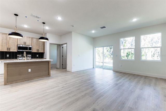 127 HIBISCUS LANE, Deltona, FL 32738