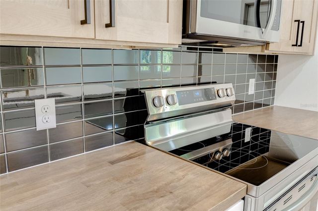 127 HIBISCUS LANE, Deltona, FL 32738