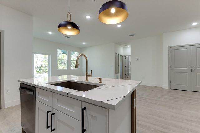 127 HIBISCUS LANE, Deltona, FL 32738