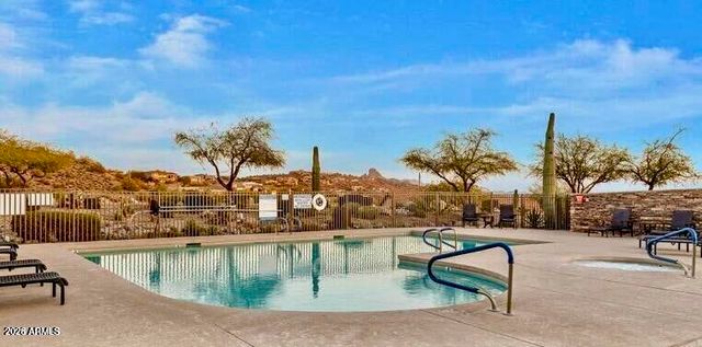 9817 N AZURE Court 6, Fountain Hills, AZ 85268