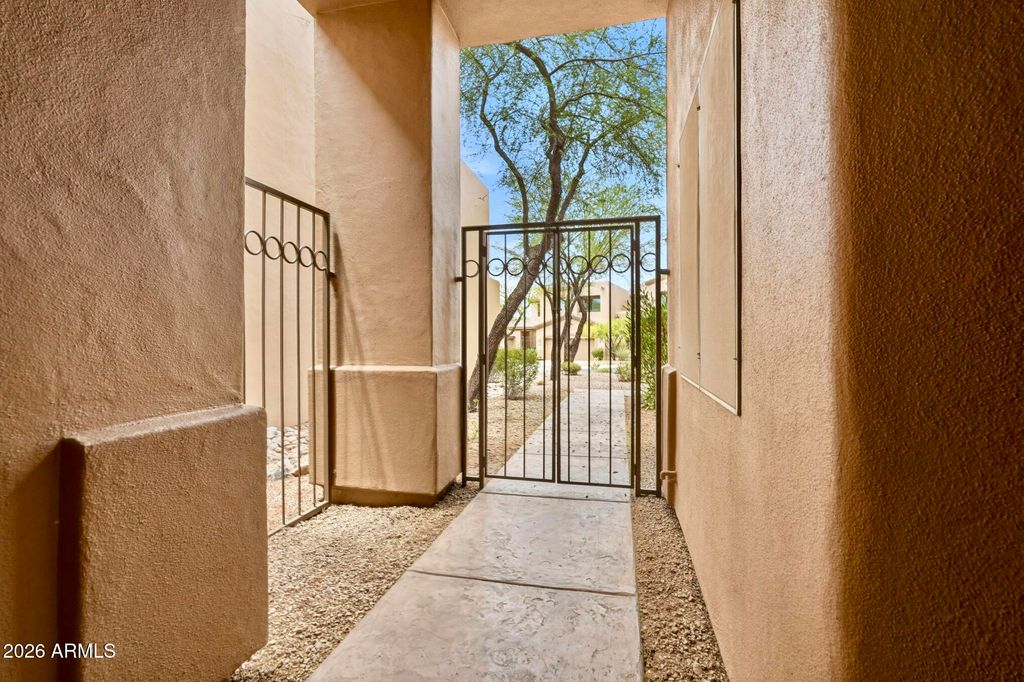 9817 N AZURE Court 6, Fountain Hills, AZ 85268 — photo 4