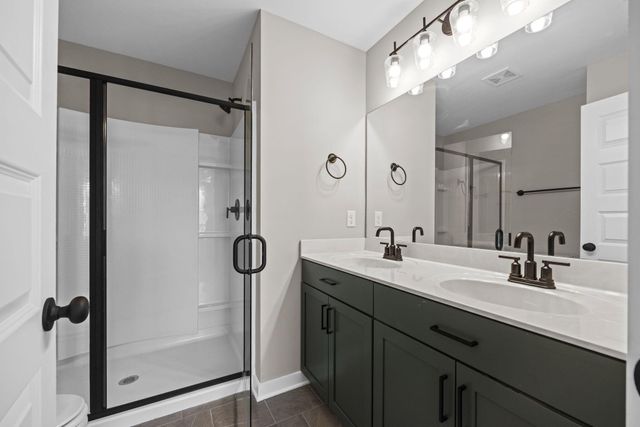 2413 E 17th Street, Chattanooga, TN 37404